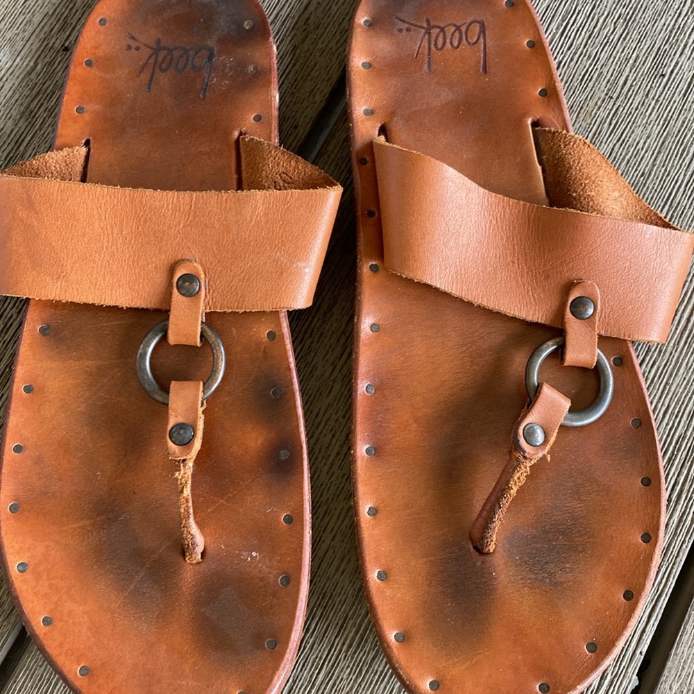 beek Cognac Leather Ring-Accent Slide Sandals - Picture 2 of 4